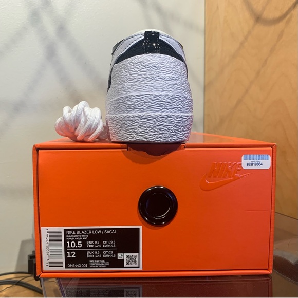Nike x Sacai Blazer Low “Black Patent” - Picture 4 of 5